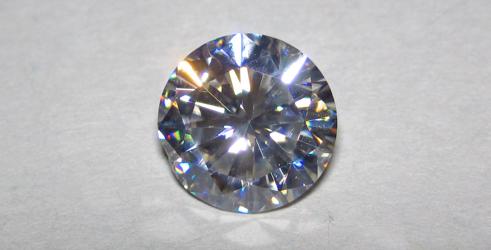 Moissanite specimen
