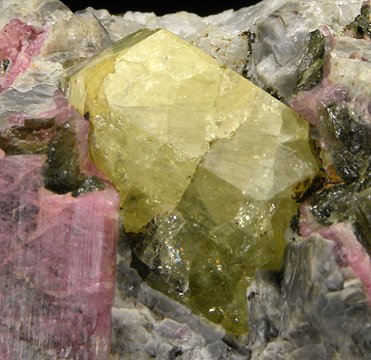 Rhodizite specimen
